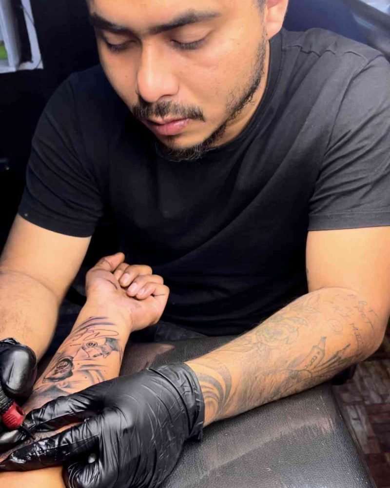 Tattoo artist Souvik Das focused on creating a tattoo with maintaining a clean and hygienic environment at Dark Shader Tattoo shop in Kolkata.